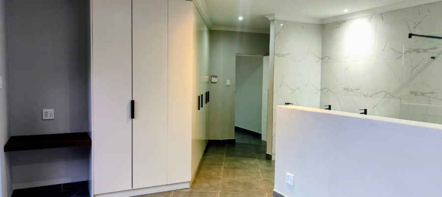 4 Bedroom Property for Sale in Beacon Bay Eastern Cape